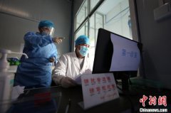 贵州丹寨：三上防控战场的“抗疫老战士”